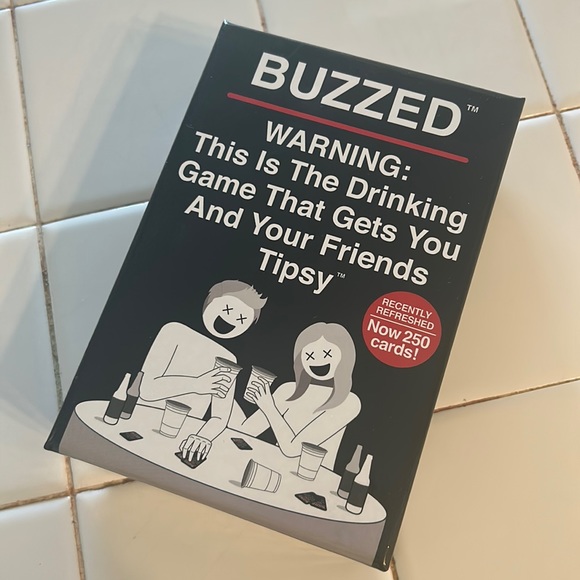 BUZZED card game - Picture 4 of 6